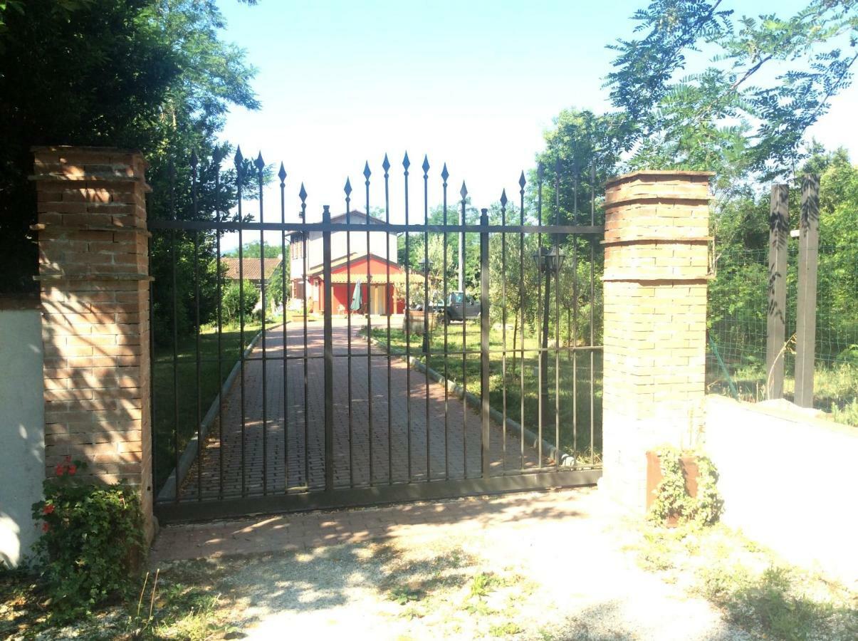 B&B Casalnovo Кастелнуово Магра Екстериор снимка